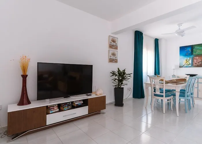 בית נופש Diana's Heights By Prestige Bookings פאהיה