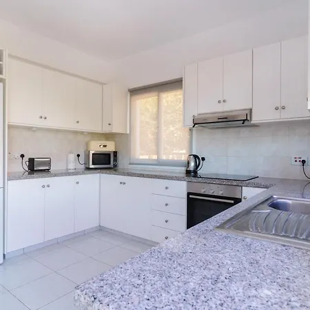 Diana's Heights By Prestige Bookings *