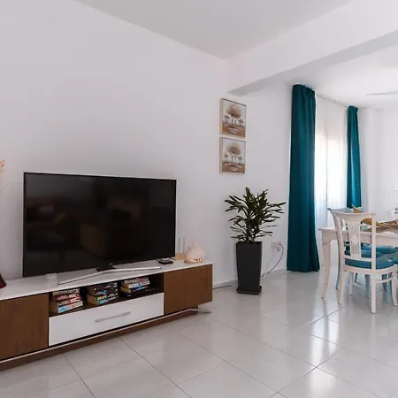 Ferienhaus Diana's Heights By Prestige Bookings Peyia